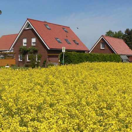Ferienwohnung Ein Haus am Kornfeld Fehmarn Exterior foto