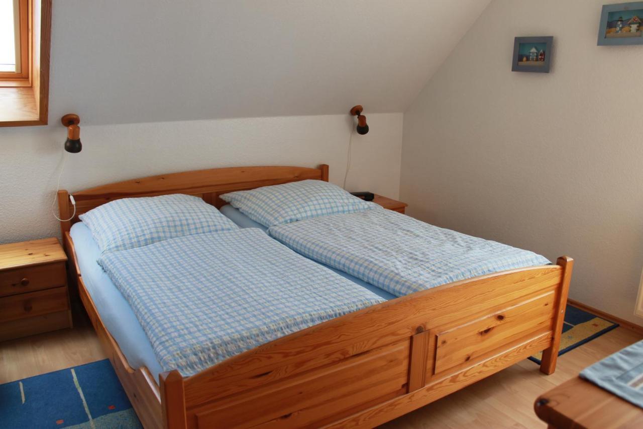 Ferienwohnung Ein Haus am Kornfeld Fehmarn Exterior foto